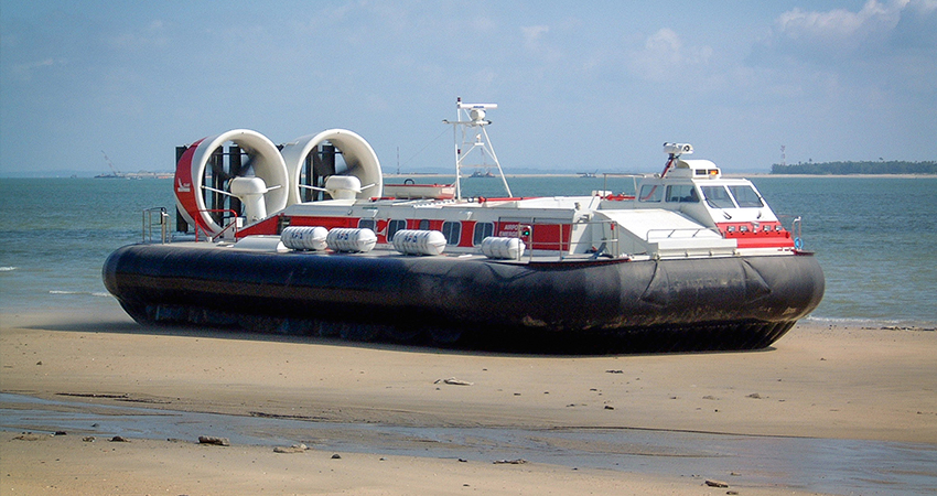 8000TD Airport Rescue Hovercraft 8000TD Airport Rescue Hovercraft